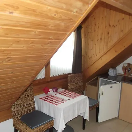 Nora Apartment *